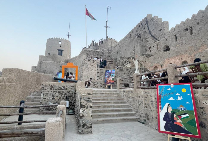  قلعة «مطرح» في عُمان..  معلم تاريخي ومقصد للسُياح
